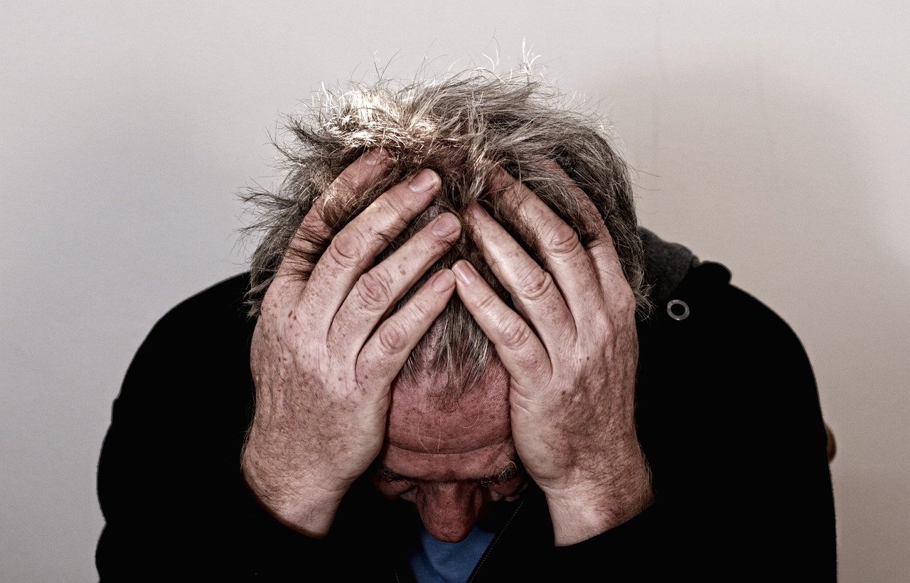 How to Tell if a Sinus Infection Has Spread to the Brain: Warning Signs and Treatment Options